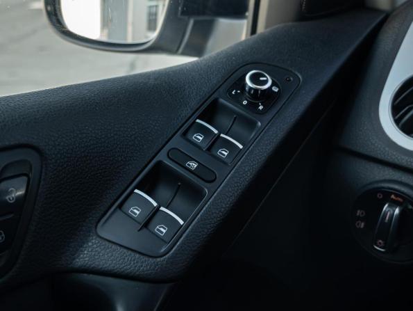 Volkswagen Tiguan I Рестайлинг с пробегом 2013 года, цена 1 499 000 рублей, 203577 км, внедорожник, Автокод Объявления