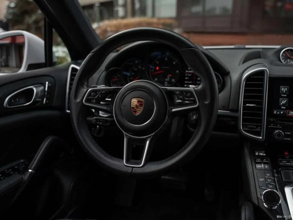 Porsche Cayenne II Рестайлинг (958) с пробегом 2018 года, цена 5 590 000 рублей, 122300 км, внедорожник, Автокод Объявления
