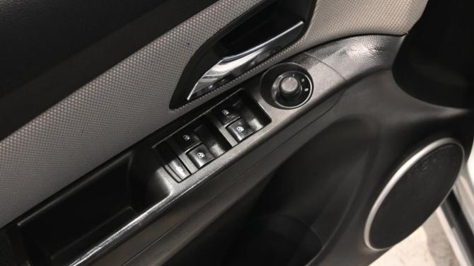 Chevrolet Cruze I Рестайлинг с пробегом 2013 года, цена 455 000 рублей, 285000 км, седан, Автокод Объявления