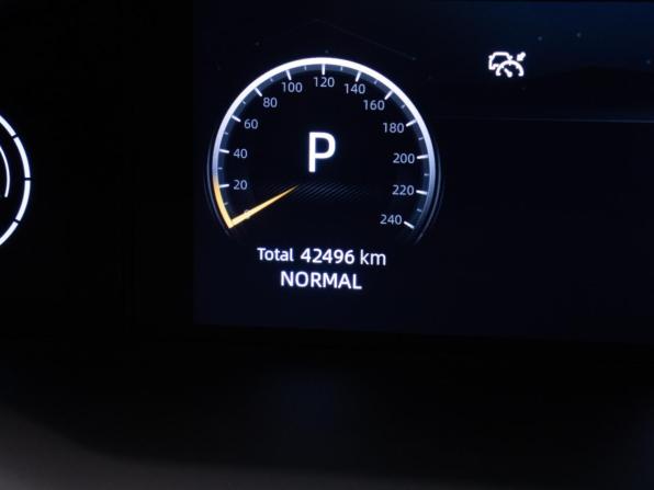 Changan UNI-V I с пробегом 2023 года, цена 2 185 000 рублей, 42494 км, лифтбек, Автокод Объявления