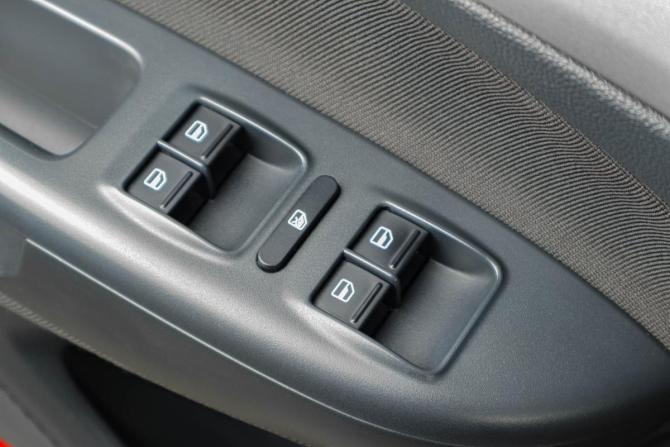 Skoda Octavia II (A5) Рестайлинг с пробегом 2012 года, цена 949 000 рублей, 129903 км, лифтбек, Автокод Объявления
