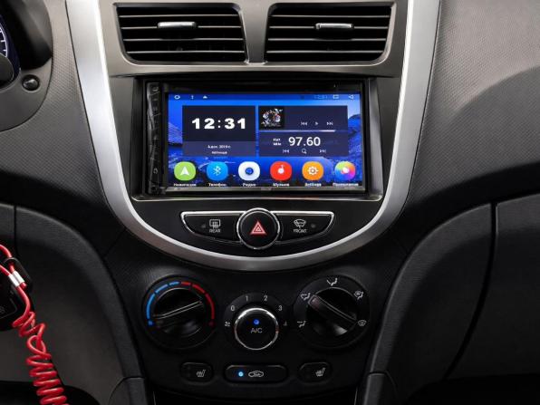 Hyundai Solaris I с пробегом 2014 года, цена 857 000 рублей, 201457 км, седан, Автокод Объявления