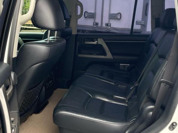 Toyota Land Cruiser 200 Series с пробегом 2011 года, цена 3 345 000 рублей, 227700 км, внедорожник, Автокод Объявления
