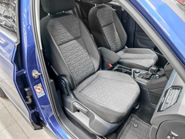Volkswagen Tiguan II Рестайлинг с пробегом 2021 года, цена 4 215 000 рублей, 34083 км, внедорожник, Автокод Объявления