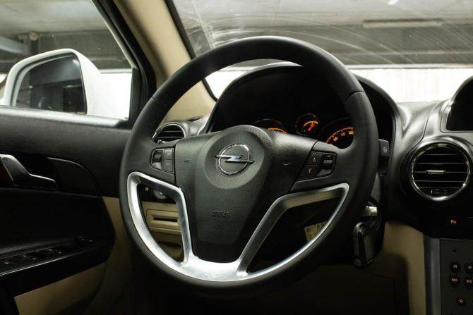 Opel Antara I Рестайлинг с пробегом 2013 года, цена 967 000 рублей, 247365 км, внедорожник, Автокод Объявления