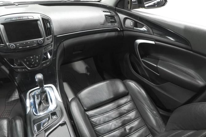 Opel Insignia I Рестайлинг с пробегом 2014 года, цена 979 000 рублей, 200300 км, седан, Автокод Объявления