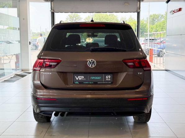 Volkswagen Tiguan II с пробегом 2017 года, цена 1 675 000 рублей, 233565 км, внедорожник, Автокод Объявления
