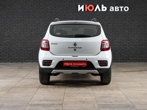 Renault Sandero II Рестайлинг с пробегом 2019 года, цена 1 300 000 рублей, 53001 км, хэтчбек, Автокод Объявления