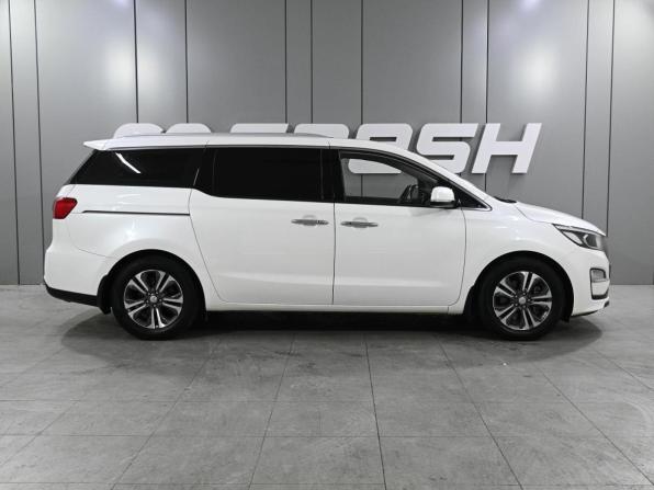 Kia Carnival III с пробегом 2020 года, цена 3 549 000 рублей, 55768 км, минивэн, Автокод Объявления