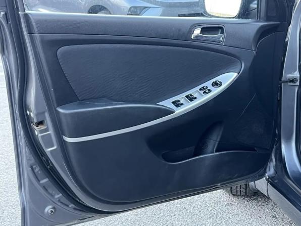 Hyundai Solaris I с пробегом 2011 года, цена 749 000 рублей, 166383 км, седан, Автокод Объявления