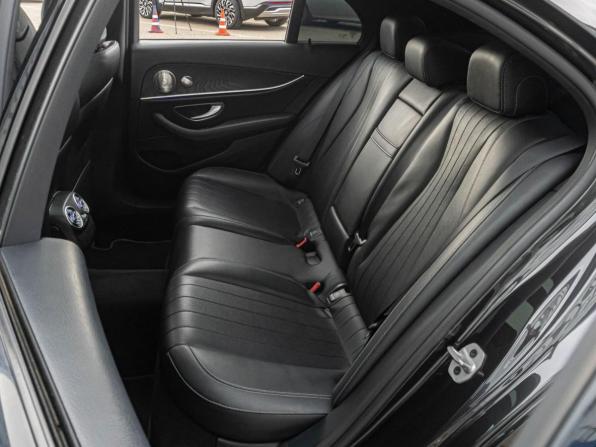 Mercedes-Benz E-Класс V (W213 S213 C238) Рестайлинг с пробегом 2021 года, цена 4 600 000 рублей, 99077 км, седан, Автокод Объявления