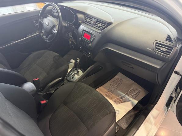 Kia Rio III с пробегом 2014 года, цена 965 000 рублей, 130000 км, седан, Автокод Объявления