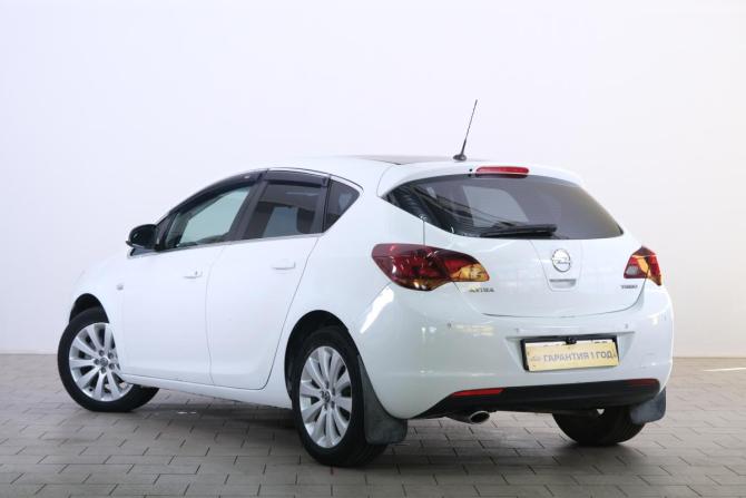 Opel Astra J с пробегом 2012 года, цена 799 000 рублей, 105400 км, хэтчбек, Автокод Объявления