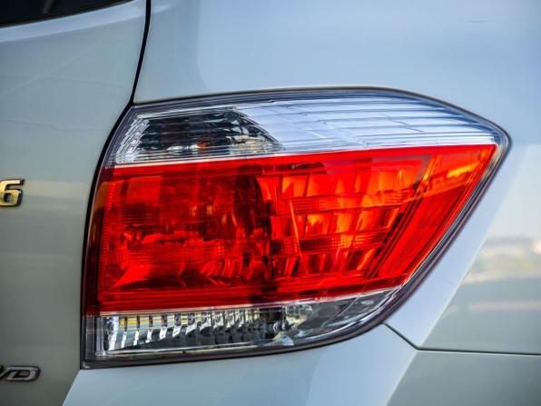 Toyota Highlander II (XU40) Рестайлинг с пробегом 2012 года, цена 1 798 000 рублей, 222317 км, внедорожник, Автокод Объявления