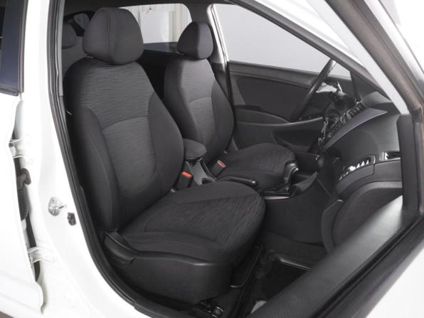 Hyundai Solaris I Рестайлинг с пробегом 2015 года, цена 1 025 000 рублей, 177702 км, хэтчбек, Автокод Объявления