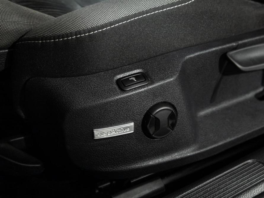 Volkswagen Golf VII Рестайлинг Санкт-Петербург  - изображение 18