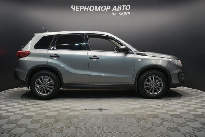 Suzuki Vitara II Рестайлинг с пробегом 2019 года, цена 1 745 000 рублей, 99000 км, внедорожник, Автокод Объявления
