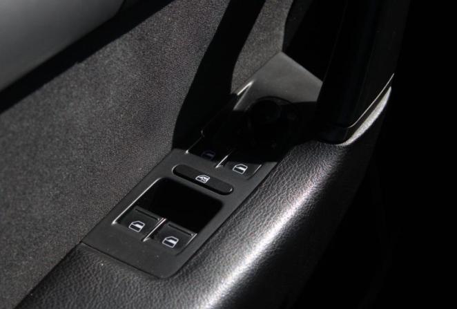 Volkswagen Passat B7 с пробегом 2011 года, цена 970 000 рублей, 251456 км, седан, Автокод Объявления
