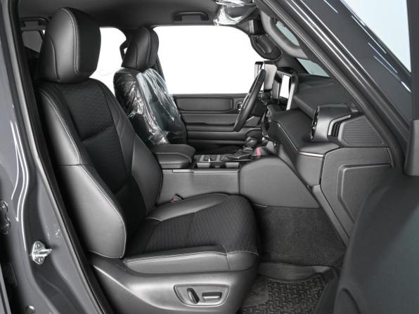 Toyota Land Cruiser Prado 250 Series с пробегом 2024 года, цена 9 999 000 рублей, 9528 км, внедорожник, Автокод Объявления