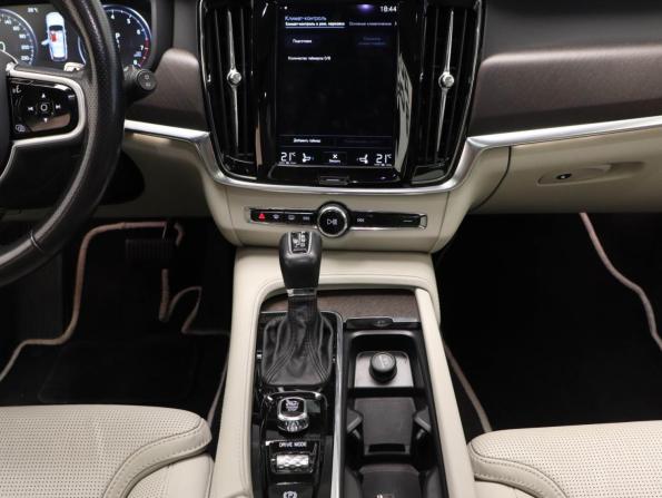 Volvo V90 Cross Country I с пробегом 2017 года, цена 3 349 000 рублей, 182340 км, универсал, Автокод Объявления
