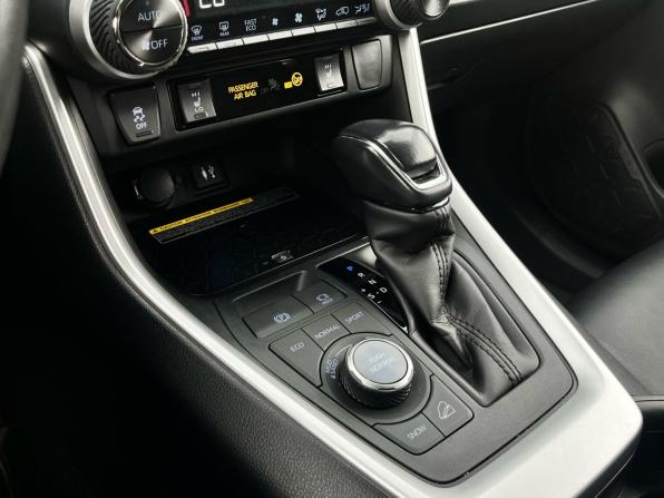 Toyota RAV4 V (XA50) с пробегом 2020 года, цена 3 900 000 рублей, 29169 км, внедорожник, Автокод Объявления