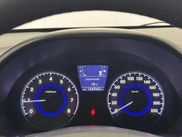 Hyundai Solaris I с пробегом 2013 года, цена 920 000 рублей, 144939 км, седан, Автокод Объявления