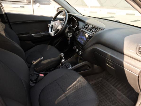 Kia Rio III Рестайлинг с пробегом 2015 года, цена 889 000 рублей, 158193 км, седан, Автокод Объявления