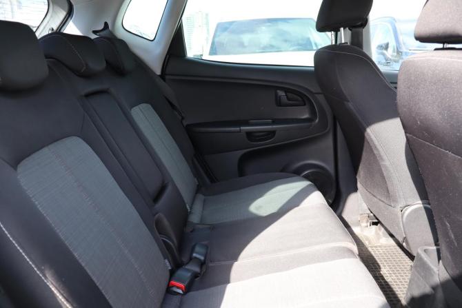 Kia Venga I с пробегом 2012 года, цена 499 000 рублей, 275000 км, минивэн, Автокод Объявления