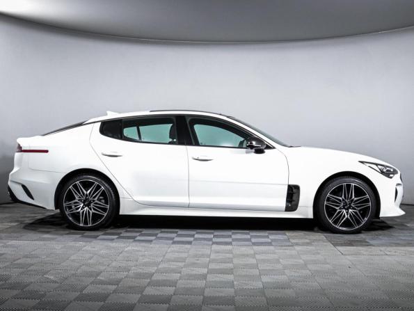 Kia Stinger I Рестайлинг с пробегом 2021 года, цена 3 349 000 рублей, 72563 км, лифтбек, Автокод Объявления