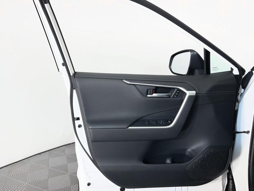 Toyota RAV4 V (XA50) Архангельск  - изображение 11
