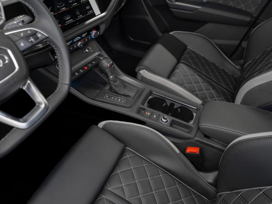 Audi Q3 II (F3) Москва  - изображение 14