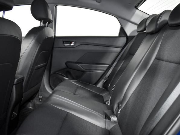 Hyundai Solaris II Рестайлинг с пробегом 2022 года, цена 1 890 000 рублей, 44701 км, седан, Автокод Объявления