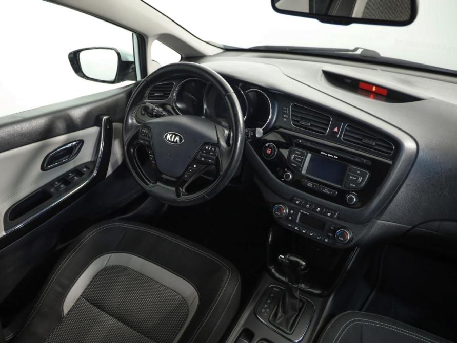 Kia Ceed II Санкт-Петербург  - изображение 9
