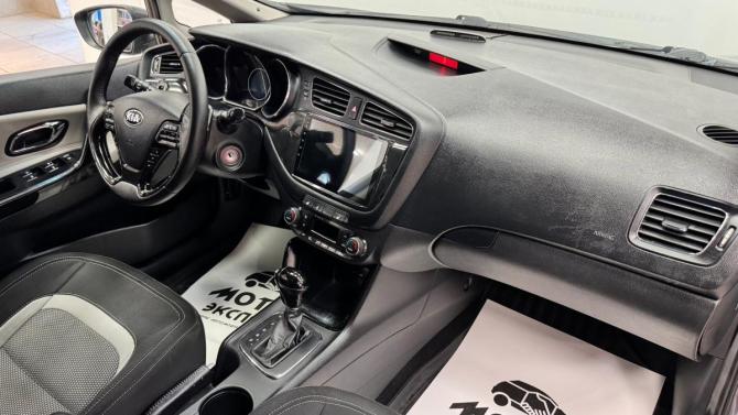 Kia Ceed II с пробегом 2013 года, цена 1 090 000 рублей, 171996 км, хэтчбек, Автокод Объявления