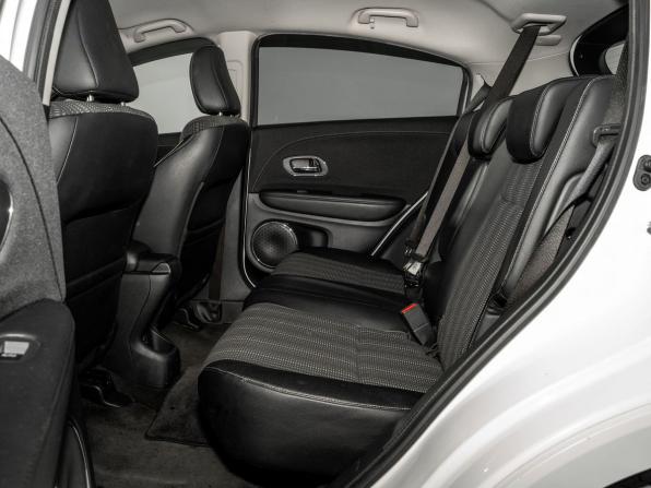 Honda Vezel I с пробегом 2014 года, цена 1 450 000 рублей, 154243 км, внедорожник, Автокод Объявления