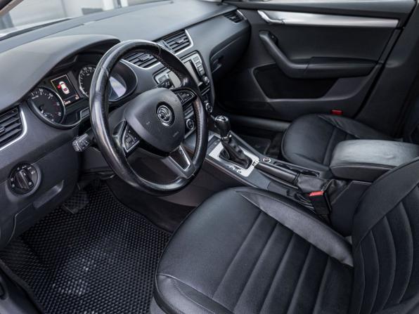 Skoda Octavia III (A7) с пробегом 2015 года, цена 1 030 000 рублей, 316097 км, лифтбек, Автокод Объявления
