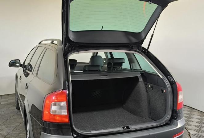 Skoda Octavia II (A5) Рестайлинг с пробегом 2012 года, цена 1 135 000 рублей, 206522 км, универсал, Автокод Объявления