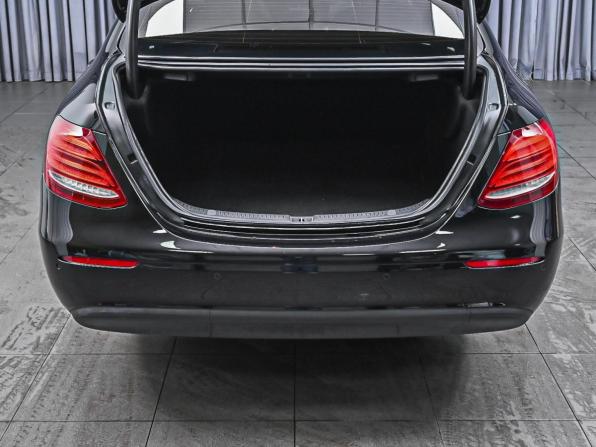 Mercedes-Benz E-Класс V (W213 S213 C238) с пробегом 2019 года, цена 2 339 000 рублей, 196992 км, седан, Автокод Объявления