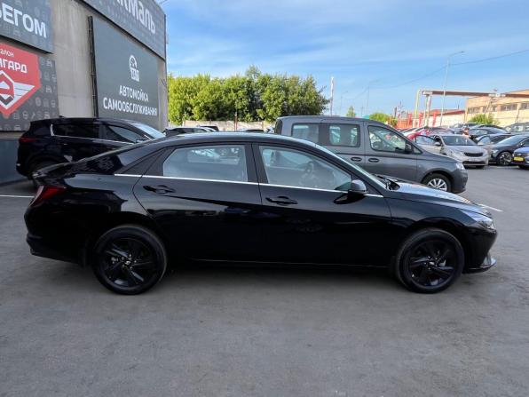 Hyundai Elantra VII (CN7) с пробегом 2021 года, цена 2 350 000 рублей, 21950 км, седан, Автокод Объявления