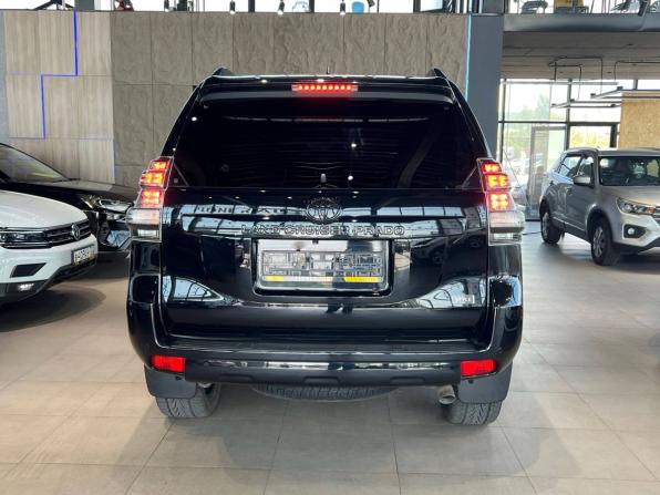 Toyota Land Cruiser Prado 150 Series Рестайлинг 1 с пробегом 2017 года, цена 4 100 000 рублей, 176621 км, внедорожник, Автокод Объявления
