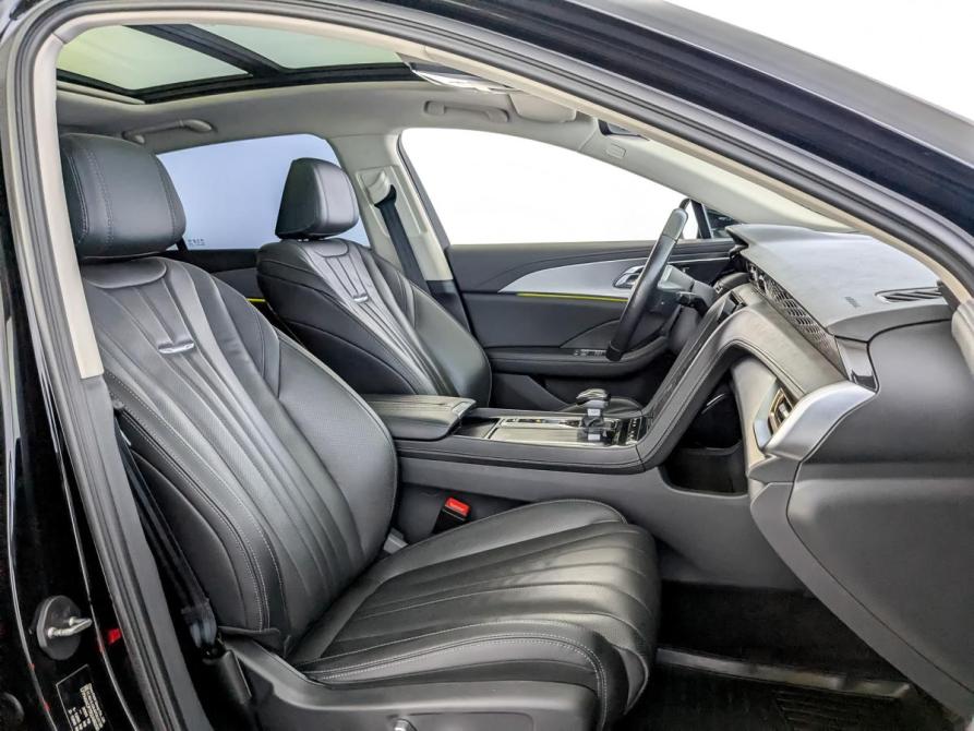 Hongqi H5 II Москва  - изображение 24