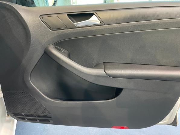 Volkswagen Jetta VI с пробегом 2013 года, цена 910 900 рублей, 158563 км, седан, Автокод Объявления