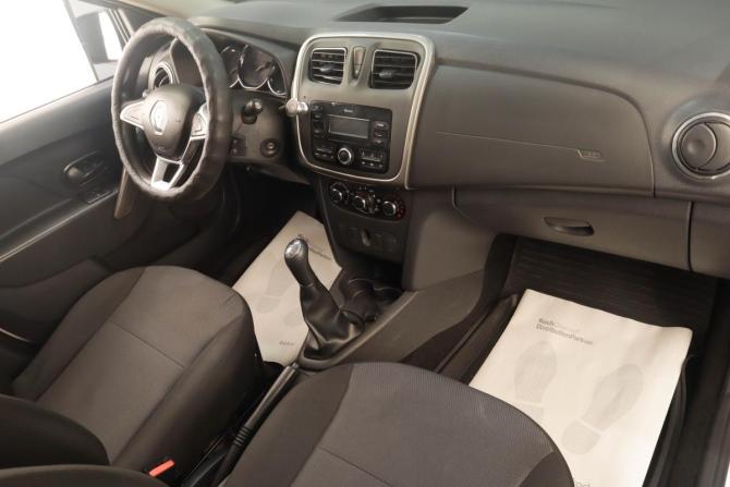 Renault Logan II Рестайлинг с пробегом 2020 года, цена 699 000 рублей, 245000 км, седан, Автокод Объявления