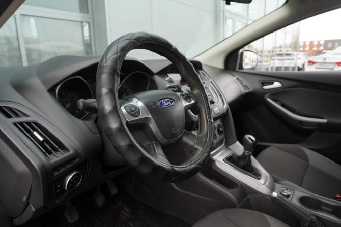 Ford Focus III с пробегом 2013 года, цена 690 000 рублей, 159025 км, седан, Автокод Объявления