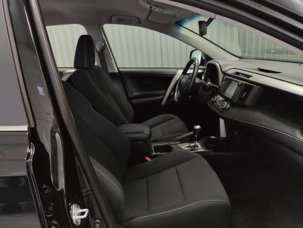 Toyota RAV4 IV (XA40) Рестайлинг с пробегом 2017 года, цена 2 630 000 рублей, 28526 км, внедорожник, Автокод Объявления