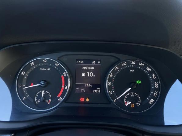 Skoda Octavia IV (A8) с пробегом 2021 года, цена 2 379 000 рублей, 78840 км, лифтбек, Автокод Объявления