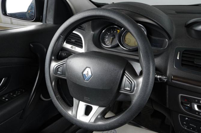 Renault Megane III с пробегом 2010 года, цена 699 000 рублей, 271000 км, хэтчбек, Автокод Объявления
