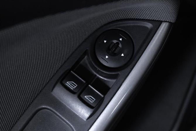 Ford Focus III с пробегом 2012 года, цена 960 000 рублей, 100400 км, хэтчбек, Автокод Объявления