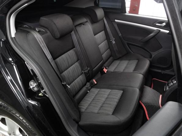 Skoda Octavia II (A5) Рестайлинг с пробегом 2013 года, цена 974 070 рублей, 172063 км, лифтбек, Автокод Объявления
