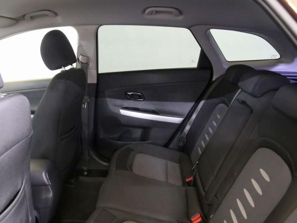 Kia Ceed II с пробегом 2014 года, цена 990 000 рублей, 250945 км, универсал, Автокод Объявления